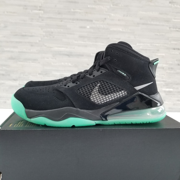 New JORDAN Mars 270 Sneakers Green Glow - Picture 3 of 6